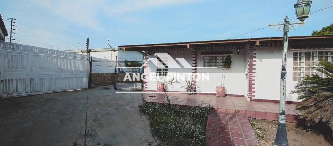 CASA VENTA ALTOS DEL SOL AMADO MARACAIBO API 1105, 190 mt2, 3 habitaciones