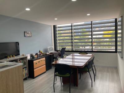 Consultorio En Venta En Bogota En Santa Barbara Usaquen V30223, 31 mt2, 2 habitaciones