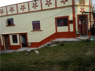 Se Vende Casa en San Bernardo Cundinamarca Vía antiguo cementerio, 6 habitaciones