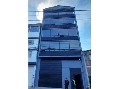 Vendo edificio de 5 pisos en el Barrio 12 de Octubre., 960 mt2
