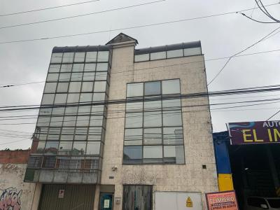 Edificio En Venta En Bogota En Normandia V45621, 660 mt2, 4 habitaciones