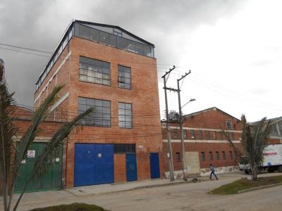 Edificio En Venta En Bogota V30162, 535 mt2