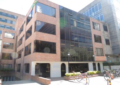 Edificio En Venta En Bogota En Chico Norte V30203, 1329 mt2