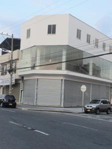 Edificio En Venta En Cali En Bretana V46304, 382 mt2, 3 habitaciones