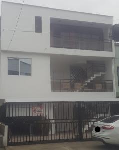 Edificio En Venta En Cali En Los Cambulos V50273, 410 mt2