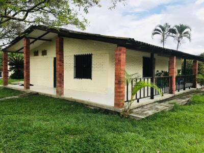 Finca En Venta En Altos Del Rosario V15072, 120 mt2, 3 habitaciones