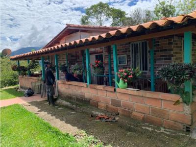 Finca en venta - Cocorná - Antioquia - 58, 170 mt2, 4 habitaciones