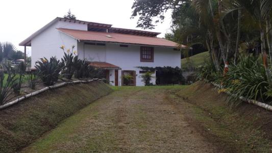 Finca En Venta En Dagua V14332, 310 mt2, 5 habitaciones