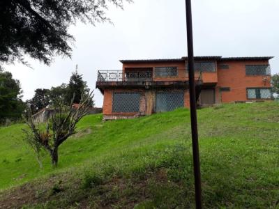 Finca En Venta En Dagua V14404, 500 mt2, 7 habitaciones