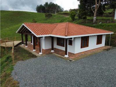 LINDA CASA FINCA PARA ESTRENAR EN SAN VICENTE FERRER- Buen vencindario, 128 mt2, 3 habitaciones