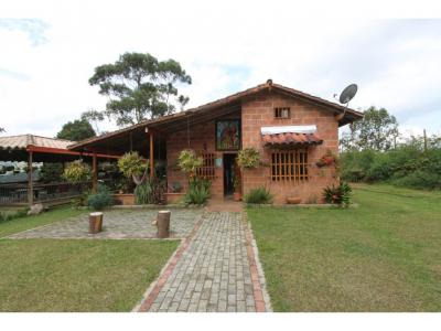 Venta de finca en Guarne, Antioquia - Colombia., 7544 mt2, 3 habitaciones
