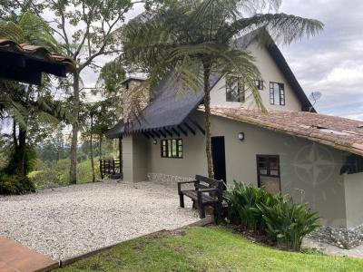 Finca para la venta en Llanogrande 1858, 300 mt2, 3 habitaciones