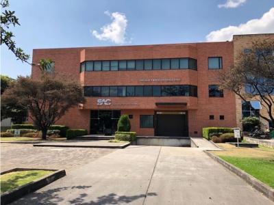 Vendo bodega zona franca Bogota, 2.952 m2, 3 pisos, oficinas, planta, 2952 mt2