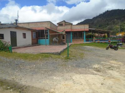 Venta De Locales En La Calera, 1500 mt2