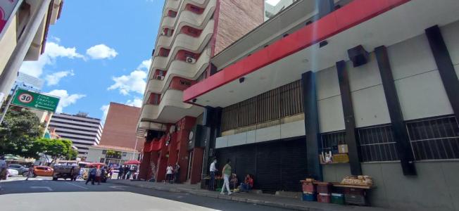 Local En Venta En Medellin En Colinas De La Candelaria V65427, 1484 mt2