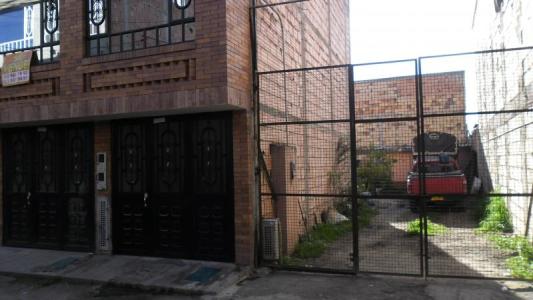 Lote En Venta En Bogota En La Campina V154459, 498 mt2