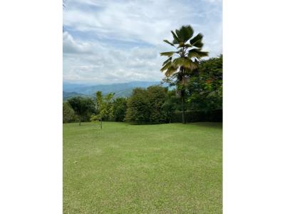 Lote sector La Rochela en Manizales- Luxury Homes , 2451 mt2