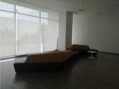 Venta oficina excelente centro empresarial Country, Barranquilla, 92 mt2