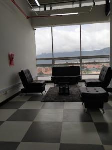 Oficina En Venta En Bogota En Nueva Zelandia V48511, 138 mt2