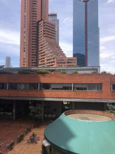 Oficina En Venta En Bogota En Parque Central Bavaria V57953, 75 mt2