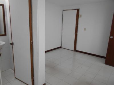 Oficina En Venta En Bogota En Santa Barbara V30346, 26 mt2, 2 habitaciones