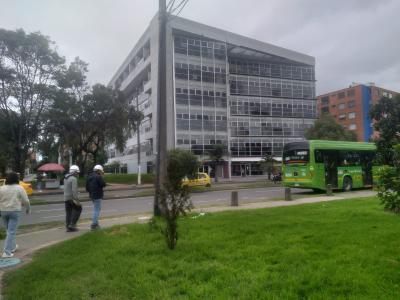 Oficina En Venta En Bogota En Quinta Paredes Teusaquillo V133503, 50 mt2