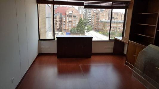 Oficina En Venta En Bogota En El Retiro V158509, 40 mt2, 1 habitaciones