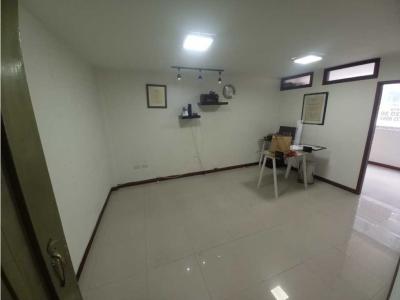 Venta Oficina Centro Manizales, 32 mt2, 2 habitaciones