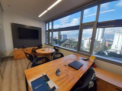 Oficina En Venta En Medellin En Milla De Oro V157894, 56 mt2