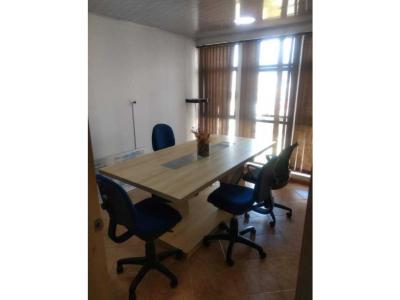 Vendo Oficina con excelente ubicación en el Centro Pereira, 40 mt2