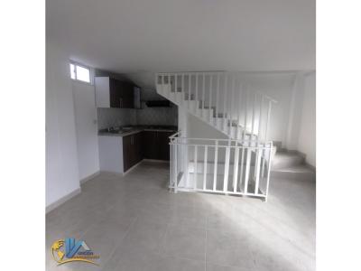 SE VENDE HERMOSO Y AMPLIO PENTHAUSE EN CANELOS , 80 mt2, 3 habitaciones