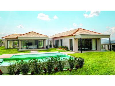 Luxury Homes Condominio Campestre En Combia, 153 mt2, 3 habitaciones