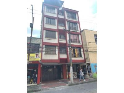 Se vende apartamento en el centro de Pereira, 70 mt2, 3 habitaciones