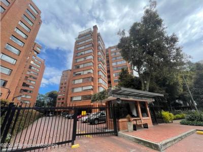 Apartamento en  La Calleja(Bogota) RAH CO: 23-2055, 175 mt2, 3 habitaciones