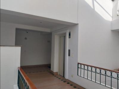 Apartamento en venta en Lisboa NID 10678121349, 117 mt2, 3 habitaciones