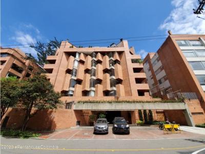 Apartamento en  Los Rosales(Bogota) RAH CO: 24-123, 164 mt2, 3 habitaciones
