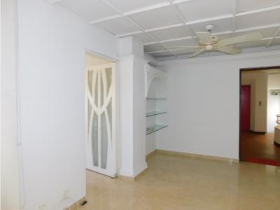 38959  - Se Vende Apartamento en Crespo, 87 mt2, 2 habitaciones