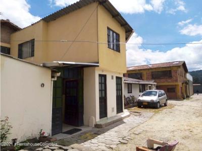 Casa en  Las Delicias Norte(Chia) RAH CO: 24-46, 217 mt2, 7 habitaciones