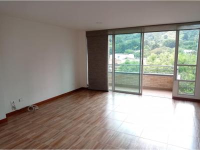 Venta de Apartamento en La Castellana Medellin, 92 mt2, 3 habitaciones