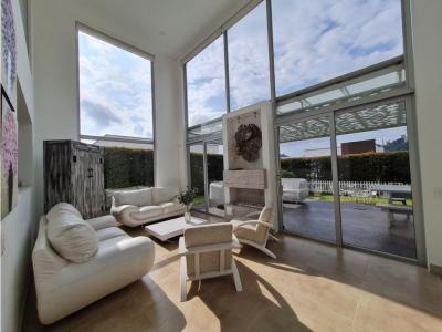 Venta espectacular casa en exclusivo conjunto La Florida, Manizales, 254 mt2, 4 habitaciones