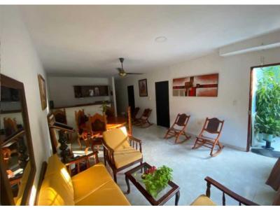 En venta Casa esquinera más apartamento Barrio Panzenu, Monteria, Colo, 100 mt2, 3 habitaciones