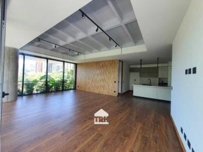 Venta de apartamento nuevo en Loma del Campestre., 215 mt2, 3 habitaciones