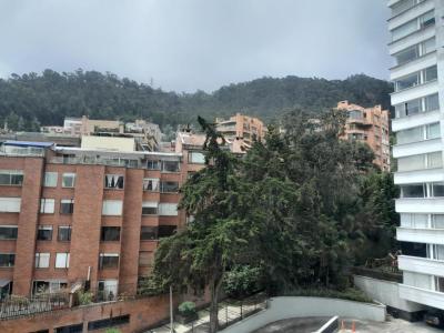 Apartaestudio En Arriendo En Bogota En Los Rosales A46136, 62 mt2, 1 habitaciones