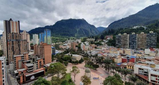 Apartaestudio En Arriendo En Bogota En La Candelaria A46155, 69 mt2, 1 habitaciones