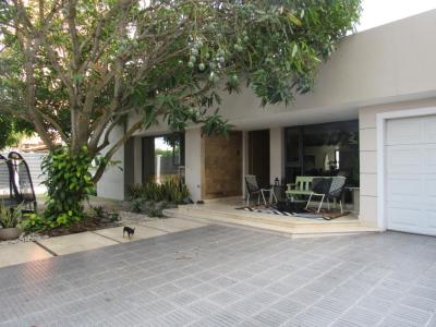 Casa En Arriendo En Barranquilla A47577, 323 mt2, 3 habitaciones