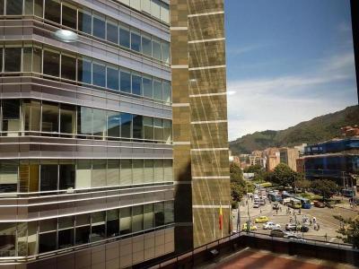 Oficina En Venta En Bogota En Santa Ana Occidental Usaquen V48996, 107 mt2