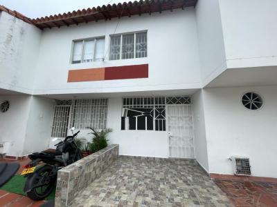 Casa En Venta En Cucuta V50685, 180 mt2, 4 habitaciones