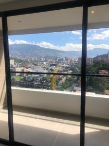 Apartamento En Arriendo En Medellin A50905, 116 mt2, 3 habitaciones