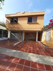 Casa En Arriendo En Barranquilla En Paraiso A52318, 100 mt2, 3 habitaciones