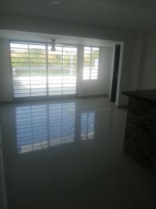 Apartamento En Arriendo En Barranquilla En Riomar A52328, 150 mt2, 3 habitaciones